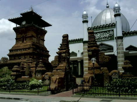 Wujud Akulturasi Kebudayaan Islam dan Kebudayaan Indonesia 